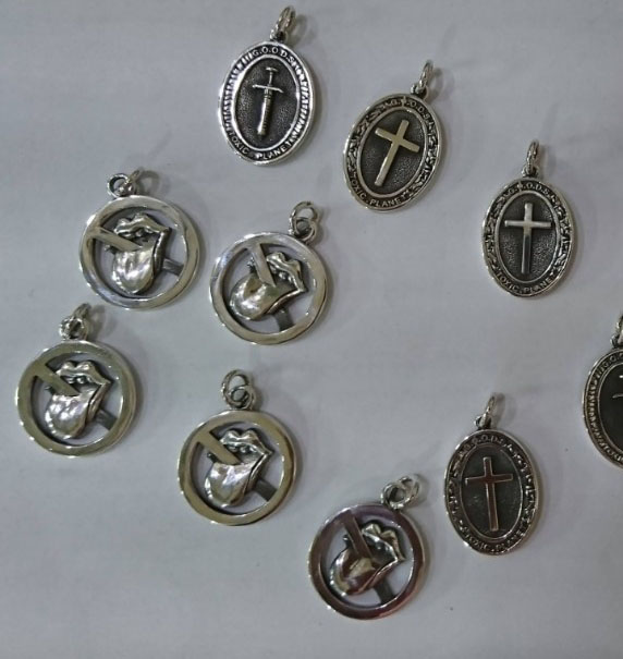 飾品工廠生產案例-台灣銀飾工廠,台北銀飾工廠,新北銀飾工廠,銅飾工廠,台北銀飾生產,銅銀飾品製做,飾品鑄造,銅零件鑄造,銀零件鑄造,筆配件打版,飾品量產鑄造,擺飾專業打版,銀飾戒指生產,銀飾項鍊生產,銀飾配件訂製,銀飾工廠推薦,巧美信飾品工藝18